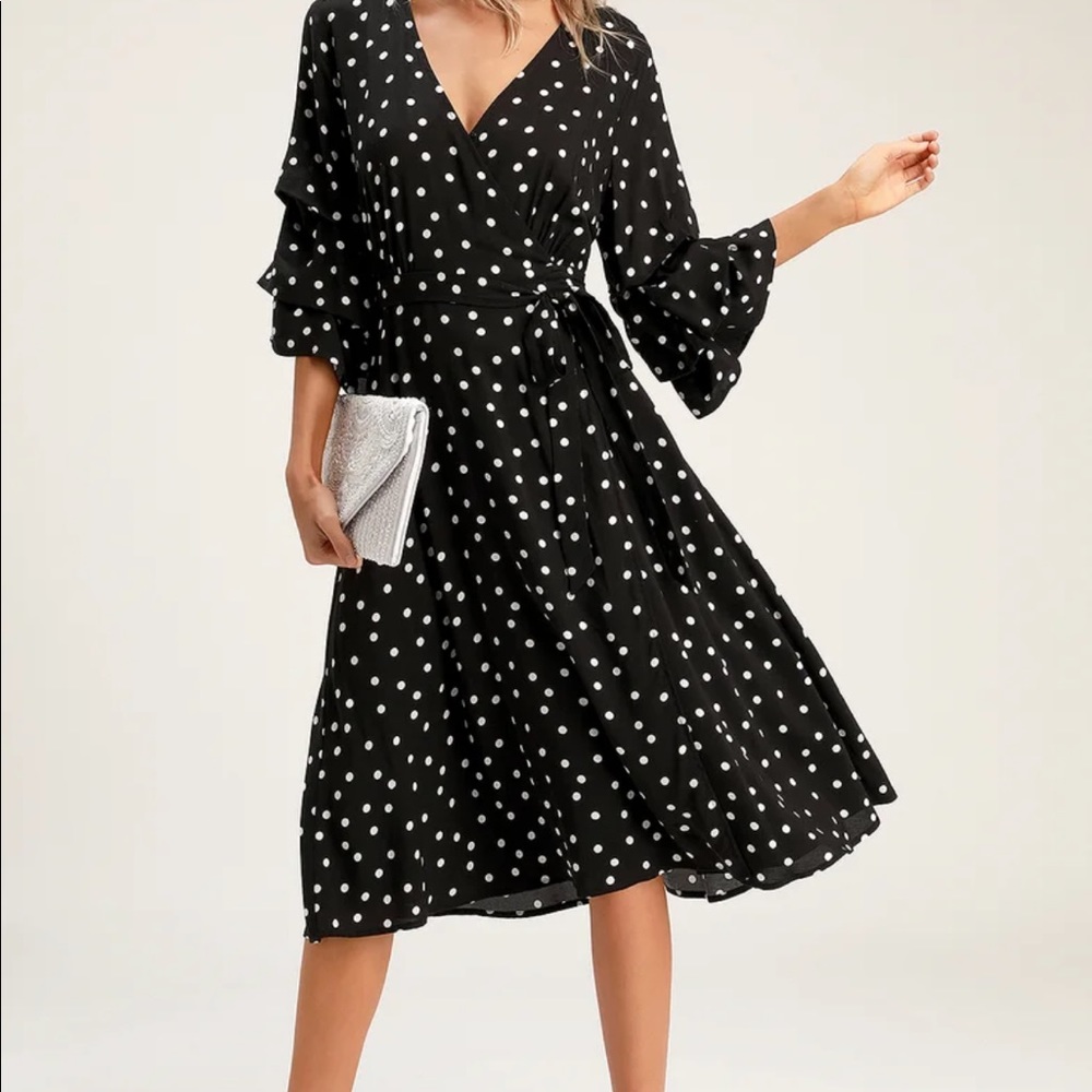 NWT LULU’s Polka Dot Wrap Tea Midi Dress